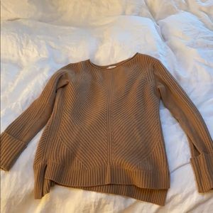 Vince camel ribbed sweater - barely worn.